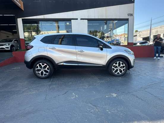 RENAULT-CAPTUR-2.0 16V HI-FLEX INTENSE AUTOMÁTICO RENAULT-CAPTUR-2019