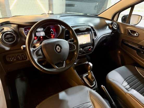 RENAULT-CAPTUR-2018