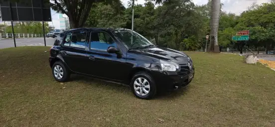 RENAULT-CLIO-2015