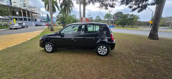 RENAULT-CLIO-2015