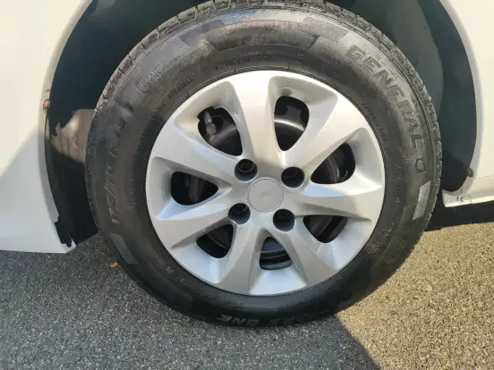 RENAULT-CLIO-2014