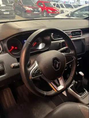 RENAULT-DUSTER-2024