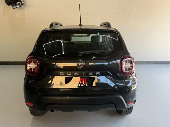 RENAULT-DUSTER-2022