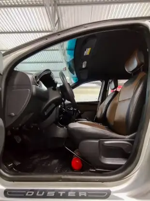 RENAULT-DUSTER-2015