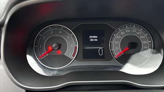 RENAULT-DUSTER-2025