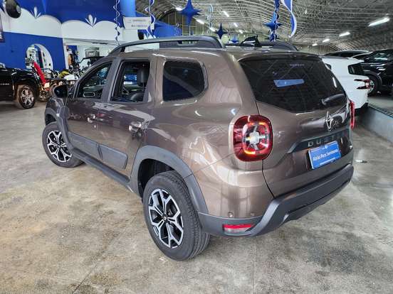 RENAULT-DUSTER-2023