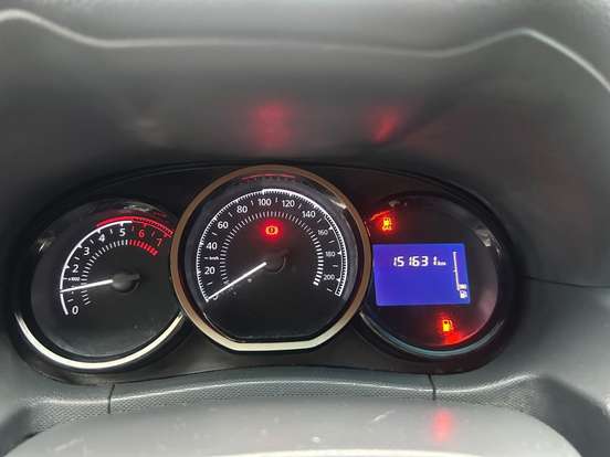 RENAULT-DUSTER-2016