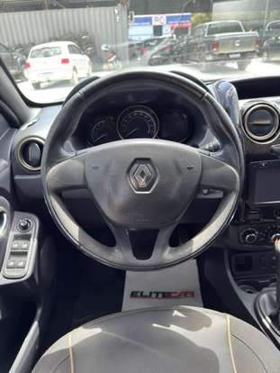 RENAULT-DUSTER-2017