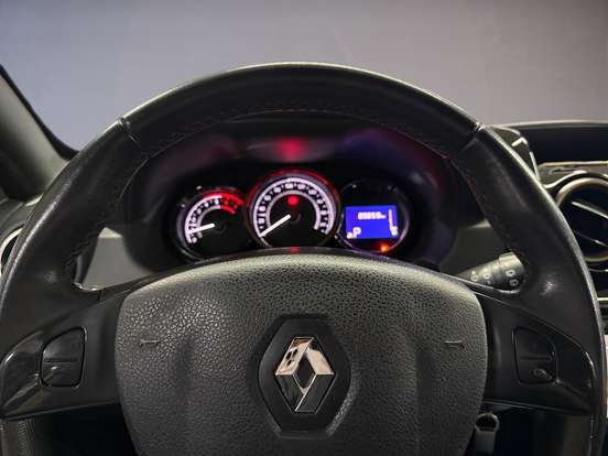 RENAULT-DUSTER-2019