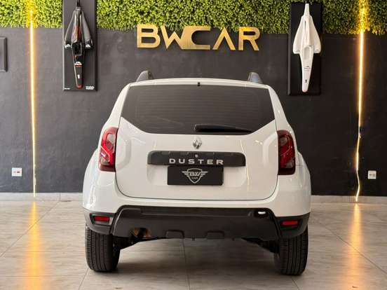 RENAULT-DUSTER-2019