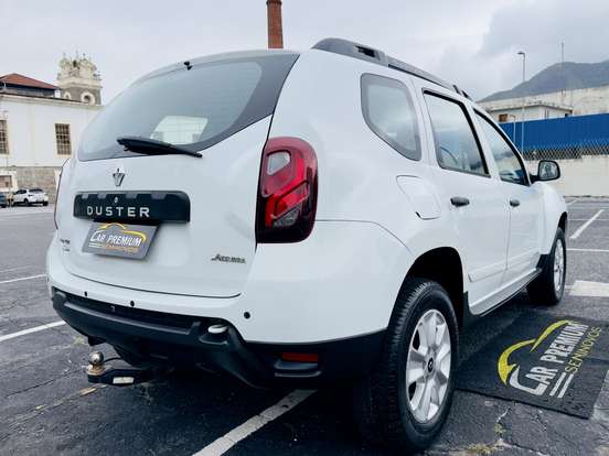 RENAULT-DUSTER-2019