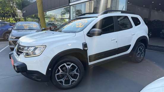 RENAULT-DUSTER-2023
