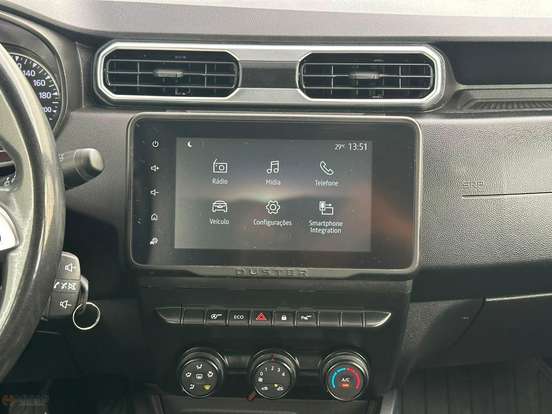 RENAULT-DUSTER-2023