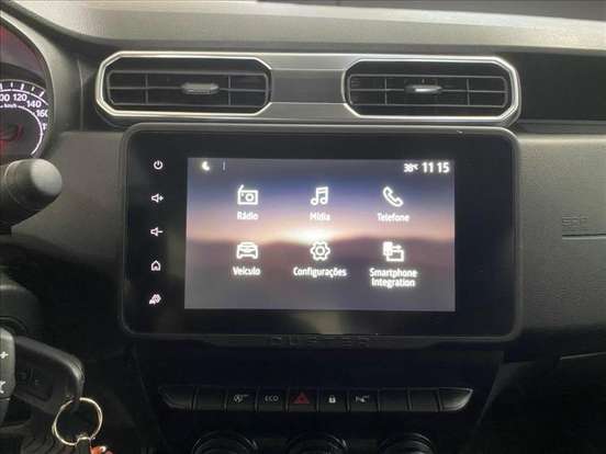 RENAULT-DUSTER-2024