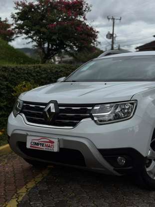 RENAULT-DUSTER-2021