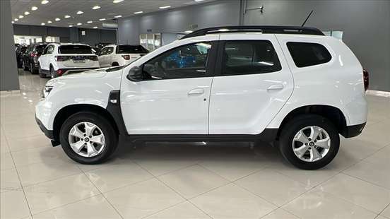 RENAULT-DUSTER-2023