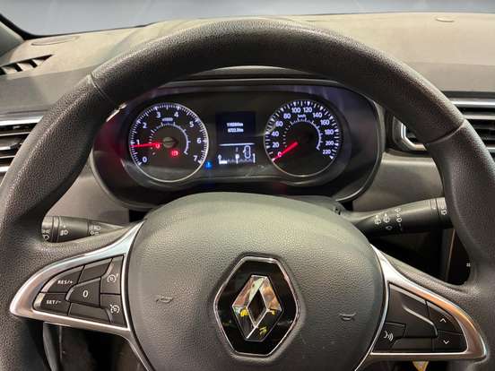 RENAULT-DUSTER-2021