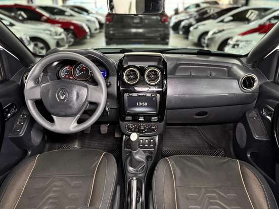 RENAULT-DUSTER-2015