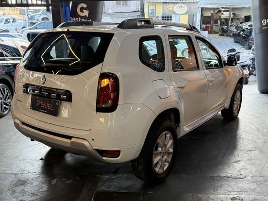 RENAULT-DUSTER-1.6 DYNAMIQUE 4X2 16V FLEX 4P MANUAL RENAULT-DUSTER-2015