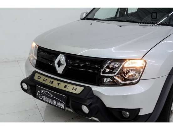 RENAULT-DUSTER-2015
