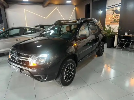 RENAULT-DUSTER-2019