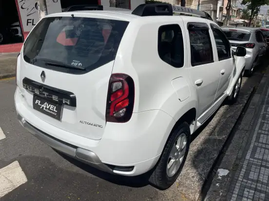 RENAULT-DUSTER-2016