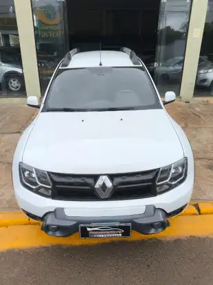 RENAULT-DUSTER-2015