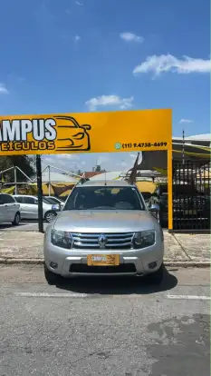 RENAULT-DUSTER-2013