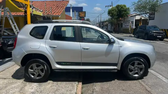 RENAULT-DUSTER-2013