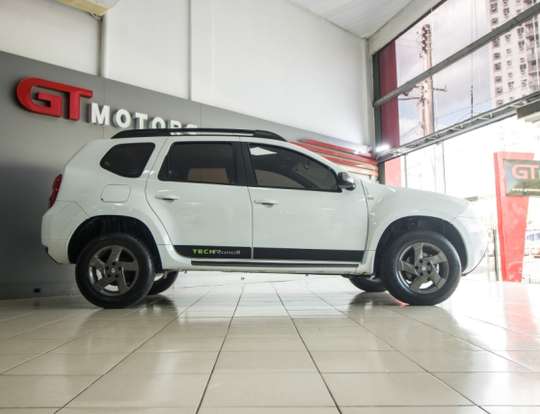 RENAULT-DUSTER-2.0 DYNAMIQUE 4X2 16V FLEX 4P AUTOMÁTICO RENAULT-DUSTER-2014