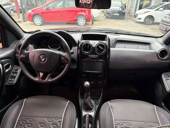 RENAULT-DUSTER OROCH-2016