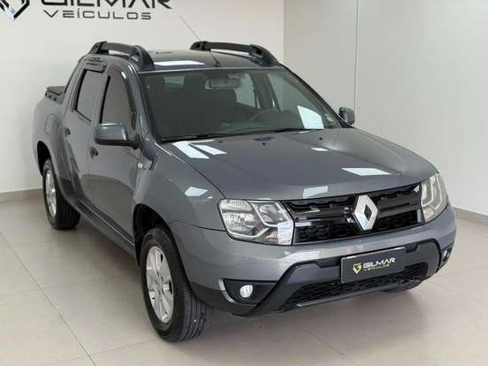 RENAULT-DUSTER OROCH-2016