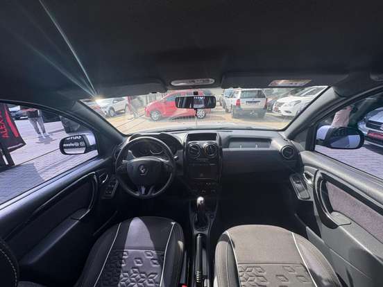 RENAULT-DUSTER OROCH-2020