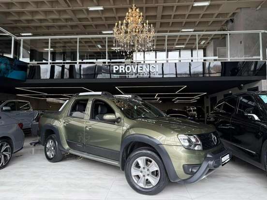 RENAULT-DUSTER OROCH-2016