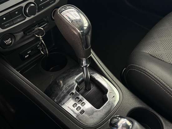 RENAULT-FLUENCE-2015