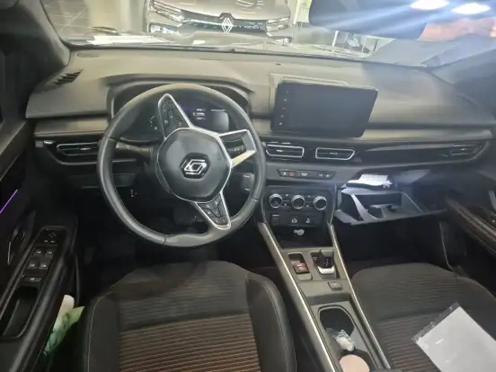 RENAULT-KARDIAN-2024