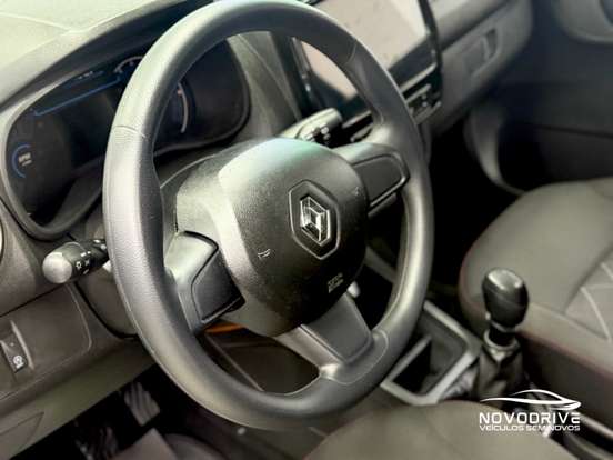 RENAULT-KWID-1.0 12V SCE FLEX ZEN MANUAL RENAULT-KWID-2023