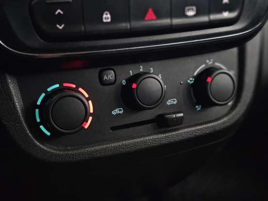 RENAULT-KWID-2023
