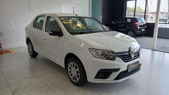 RENAULT-LOGAN-2024