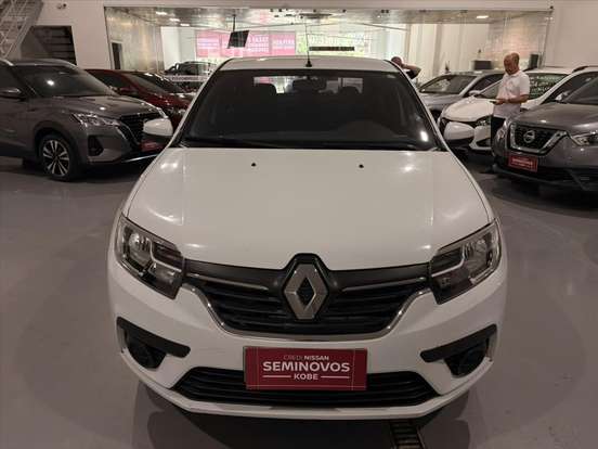 RENAULT-LOGAN-2021