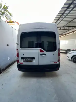 RENAULT-MASTER-2021