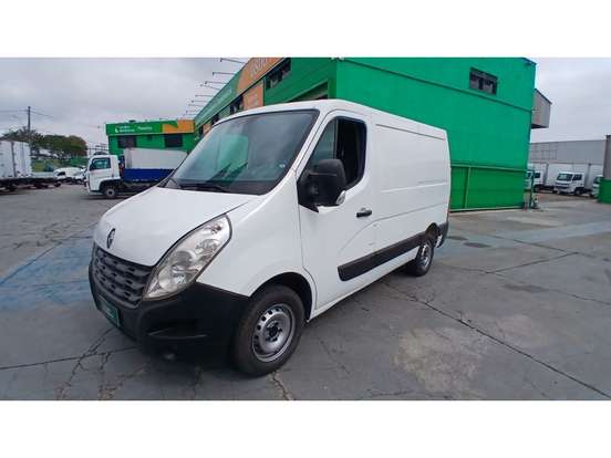 RENAULT-MASTER-2021