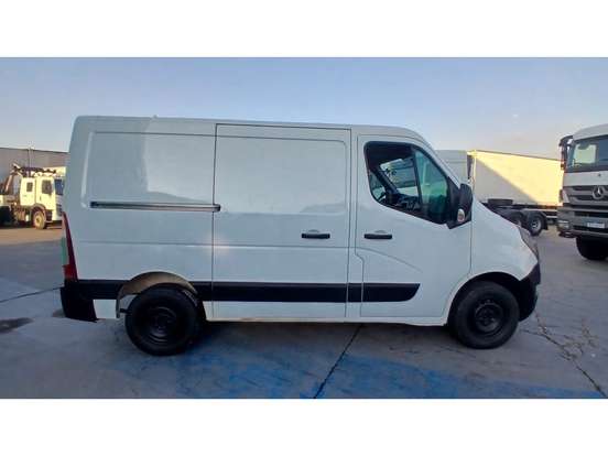 RENAULT-MASTER-2021