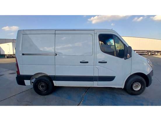 RENAULT-MASTER-2.3 DCI DIESEL FURGÃO L1H1 3P MANUAL RENAULT-MASTER-2021