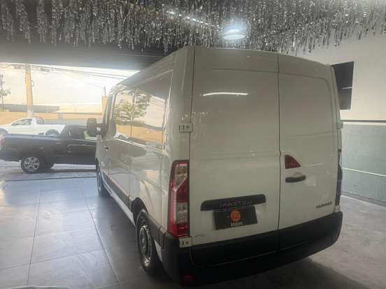 RENAULT-MASTER-2.3 DCI DIESEL FURGÃO L1H1 3P MANUAL RENAULT-MASTER-2022