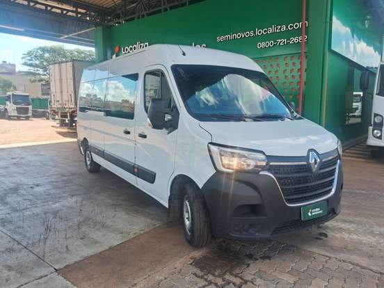 RENAULT-MASTER-2024