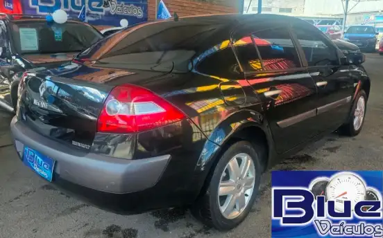 RENAULT-MEGANE-2009