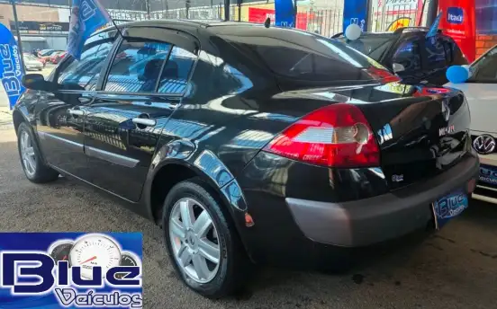 RENAULT-MEGANE-2009