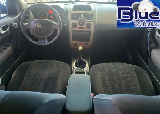 RENAULT-MEGANE-2009