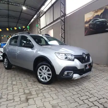 RENAULT-SANDERO-2023